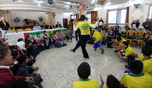 'الكابويرا'.. توحد فلسطين والبرازيل 